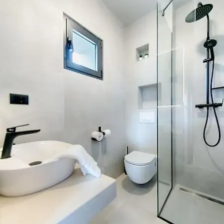 Villa Pool Rogac Vis