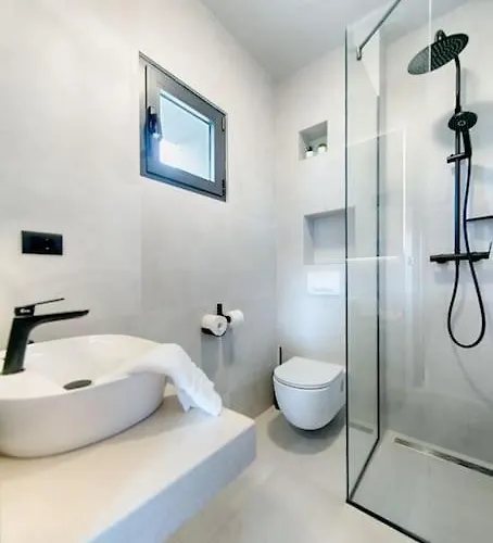 Villa Pool Rogac Vis