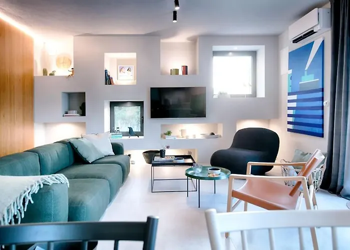 Villa Pool Rogac Vis